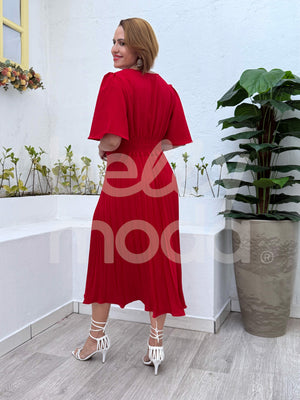 Vestido Midi Daniela Liso em Crepe com Toque de Seda Elegante