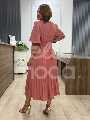 Vestido Midi Daniela Liso em Crepe com Toque de Seda Elegante