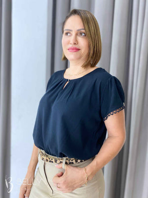 Blusa Viscose Manga Curta com Guipir