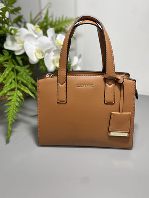 Bolsa Média Quadrada