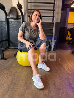 Conjunto Fitness Lolita Liso em Poliamida com Elastano Treino e Movimento