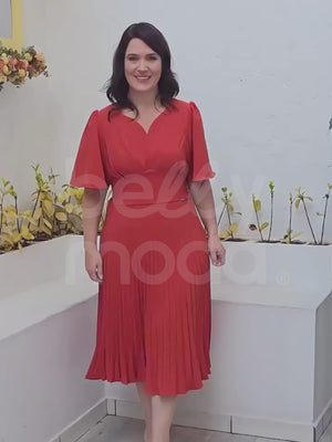 Vestido Midi Daniela Liso em Crepe com Toque de Seda Elegante