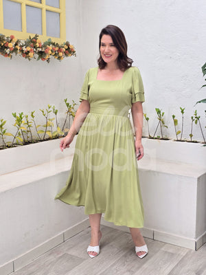 Vestido Midi Adélia Liso em Viscose Sarjada Casual e Elegante