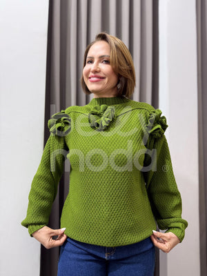 Blusa Paula Texturizada com Pompom em Tricô Modal Casual e Elegante