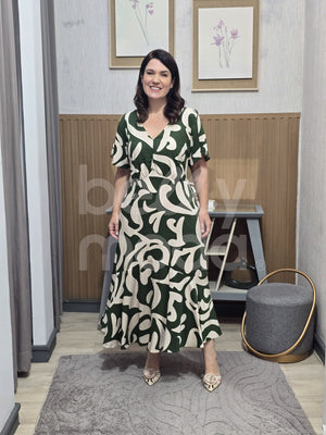 Vestido Max Midi Suzana Liso em Viscolinho Casual e Elegante