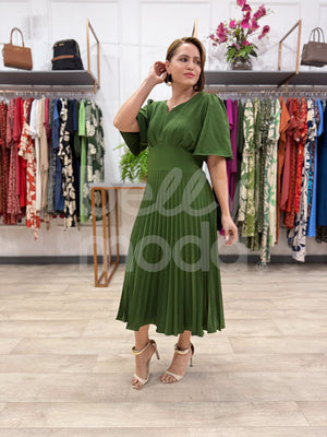 Vestido Midi Daniela Liso em Crepe com Toque de Seda Elegante