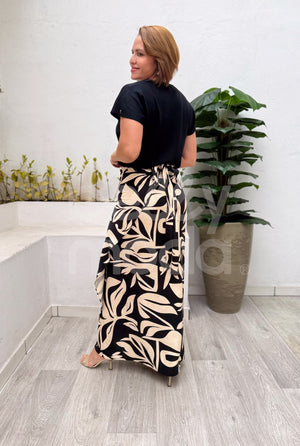 Saia Envelope Lívia Floral em Viscose Casual Verão