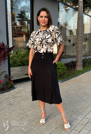 Saia Betina Lisa em Poliéster Leve Casual Elegante