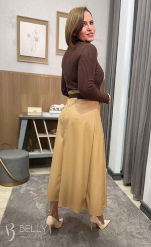 Saia Evasê Max Midi em Couro Ecológico