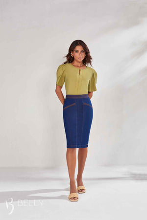 Saia Reta Jeans com Detalhe de Costura