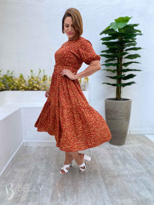 Vestido Sula Manga Curta com Cinto